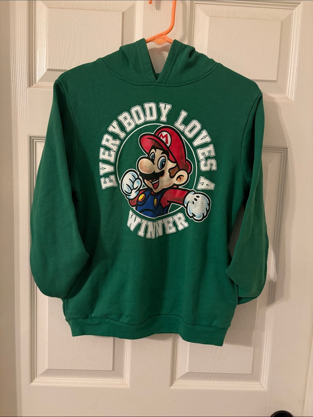 Green Super Mario Graphic Hoodie Sweatshirt, with pockets. Size youth 14/16
